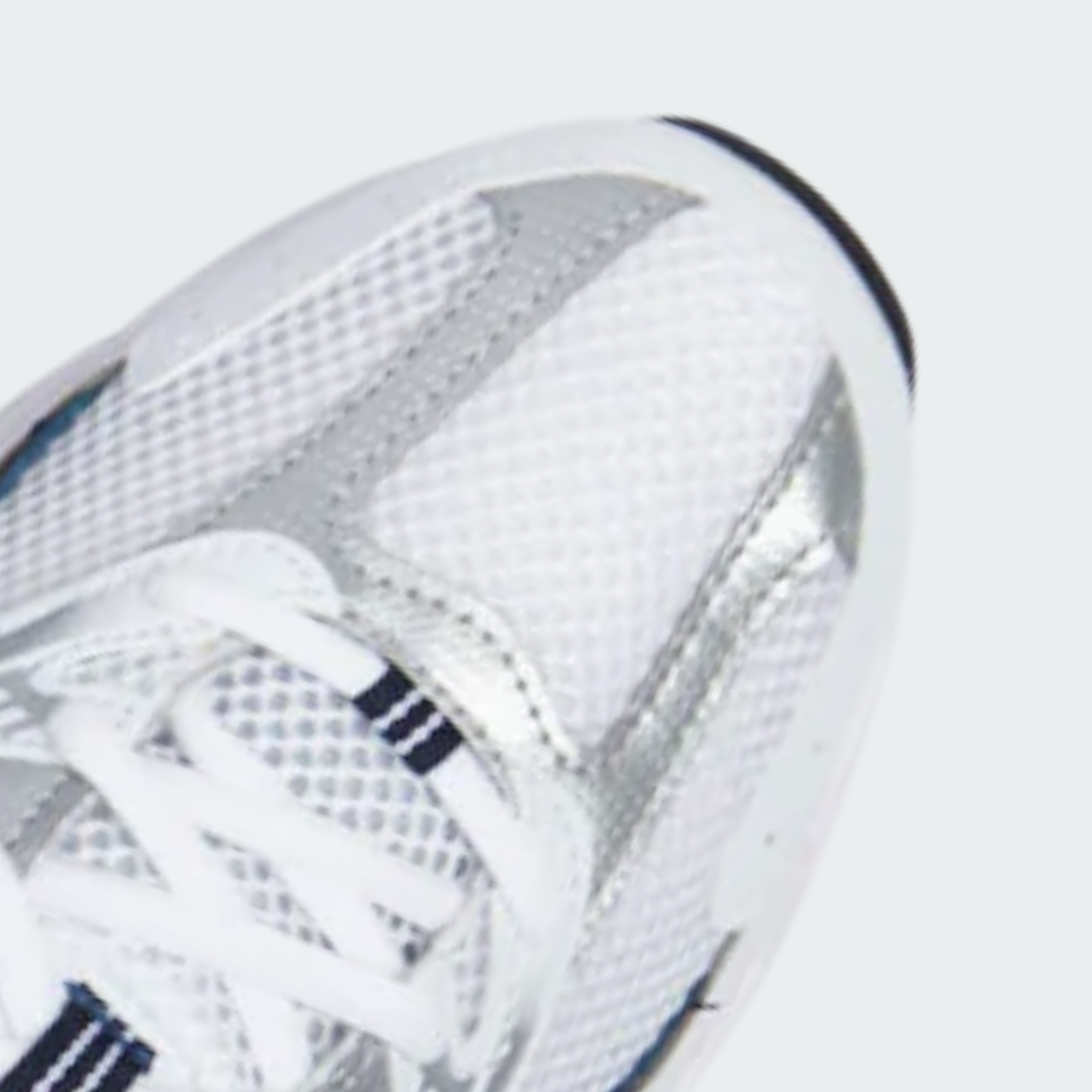 Originals 530 White Silver