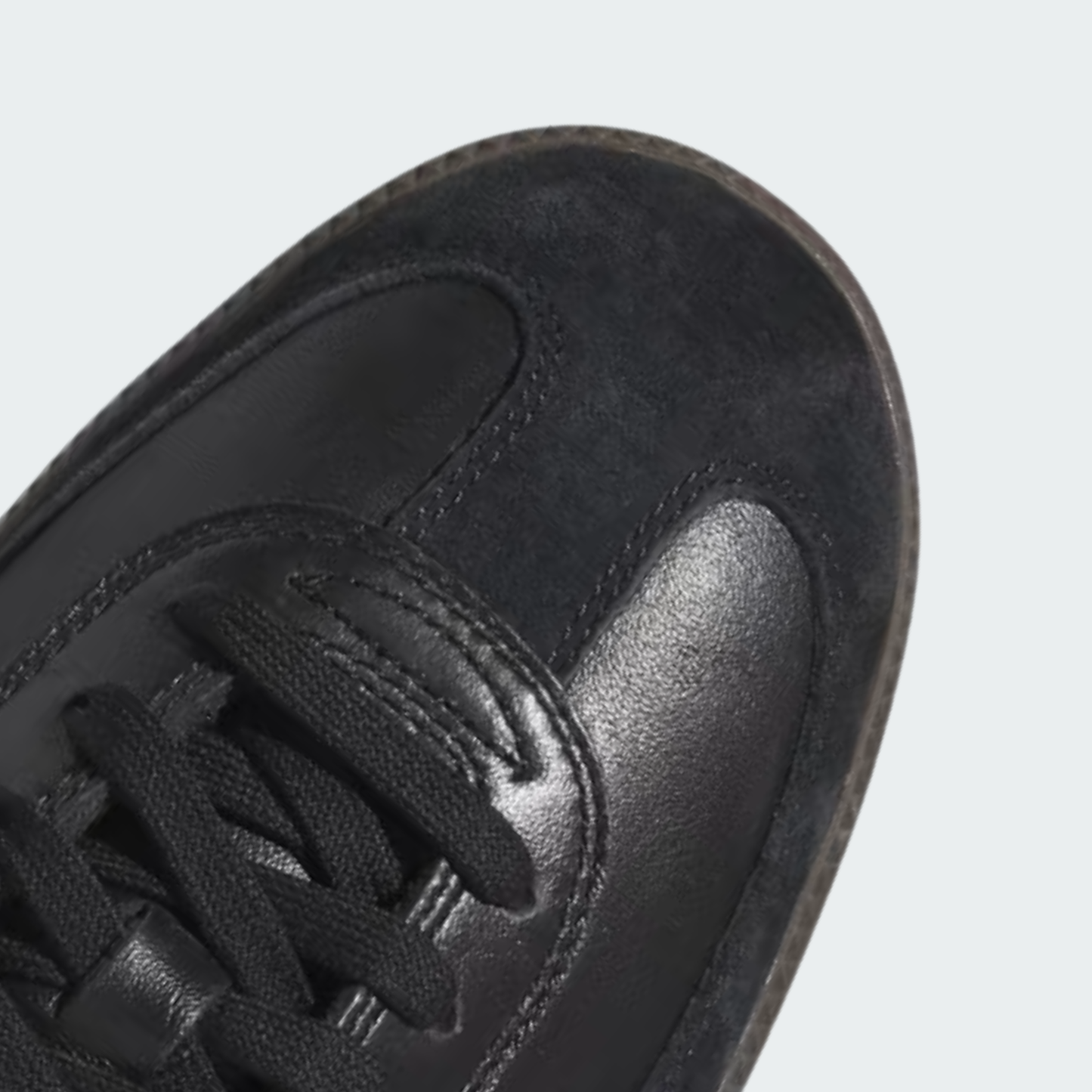 Originals SB ADV Black